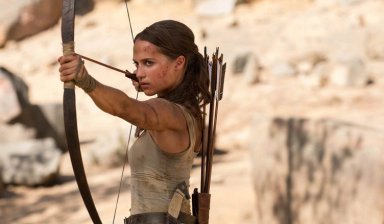 кадр из фильма Tomb Raider: Лара Крофт
